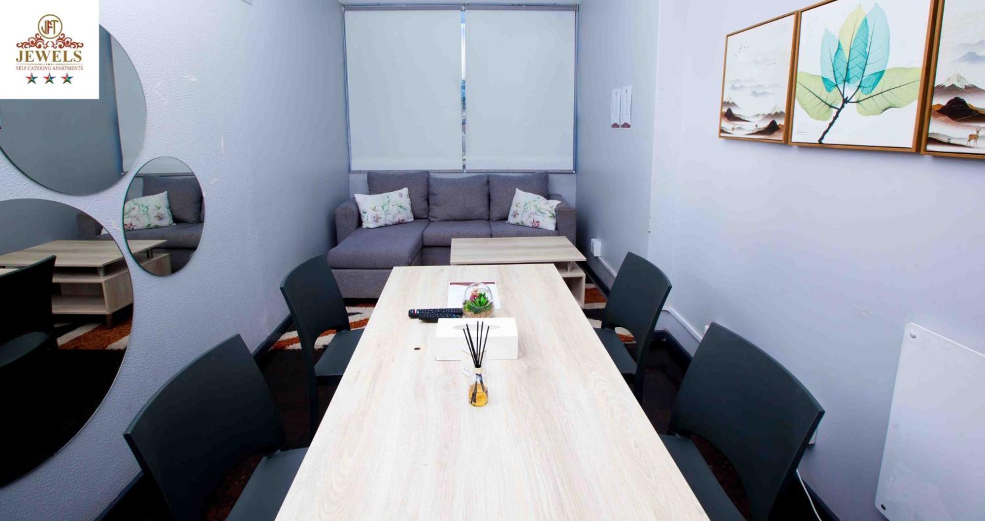 Jft Self Catering Units Bed and Breakfast East London Buitenkant foto